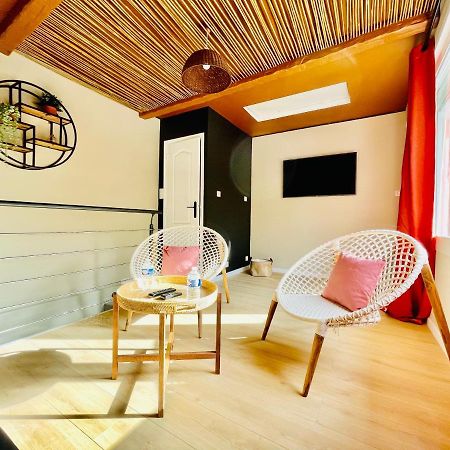 Suite Souplex Paika Montpellier Bagian luar foto