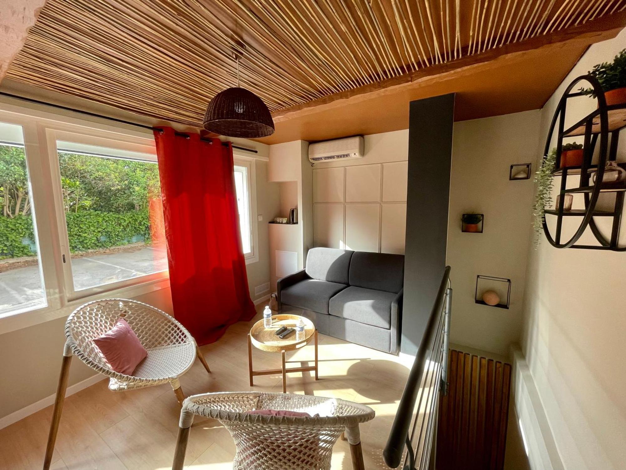 Suite Souplex Paika Montpellier Bagian luar foto